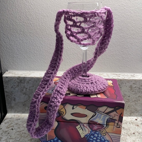 🍇 GUESS WHAT IT IS!! 🍷 - Picture 2 of 4